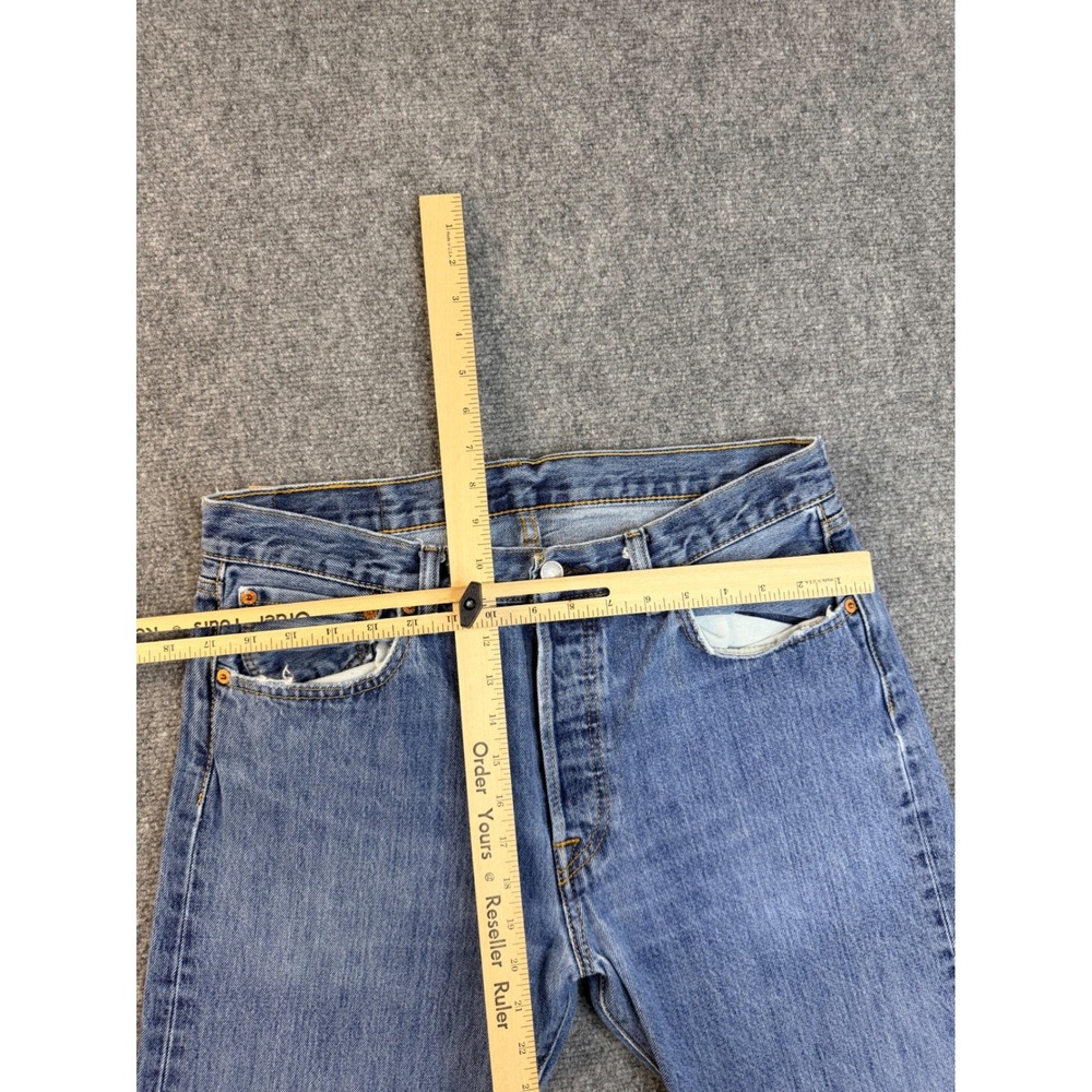 Levis 501 Original Fit Mens 34x32 Blue Denim Jeans Straight Leg Workwear Pants - Picture 4 of 9